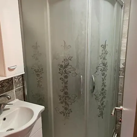 Yalova House *